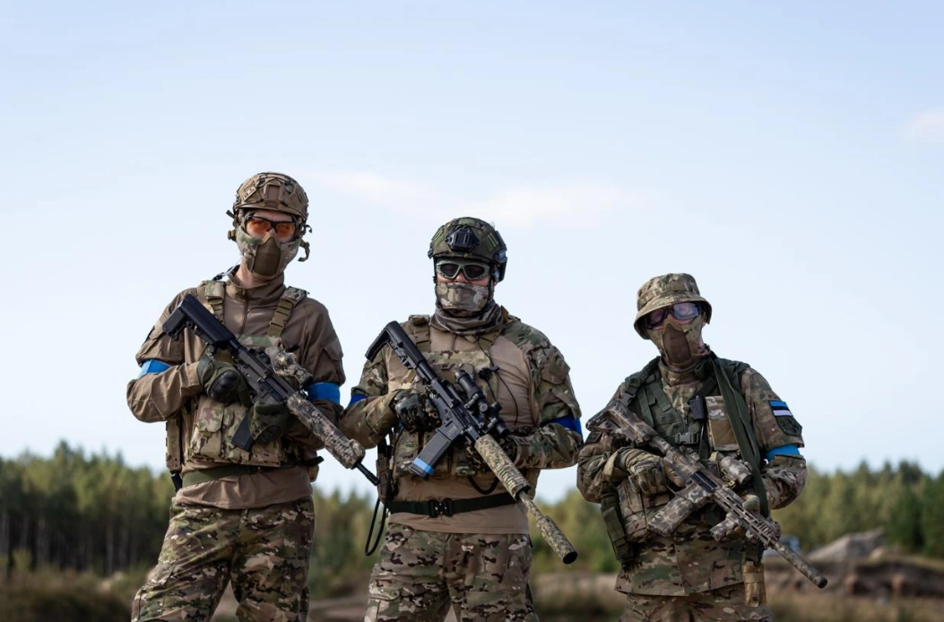 Airsoft taktikaline varustus ja repliikad